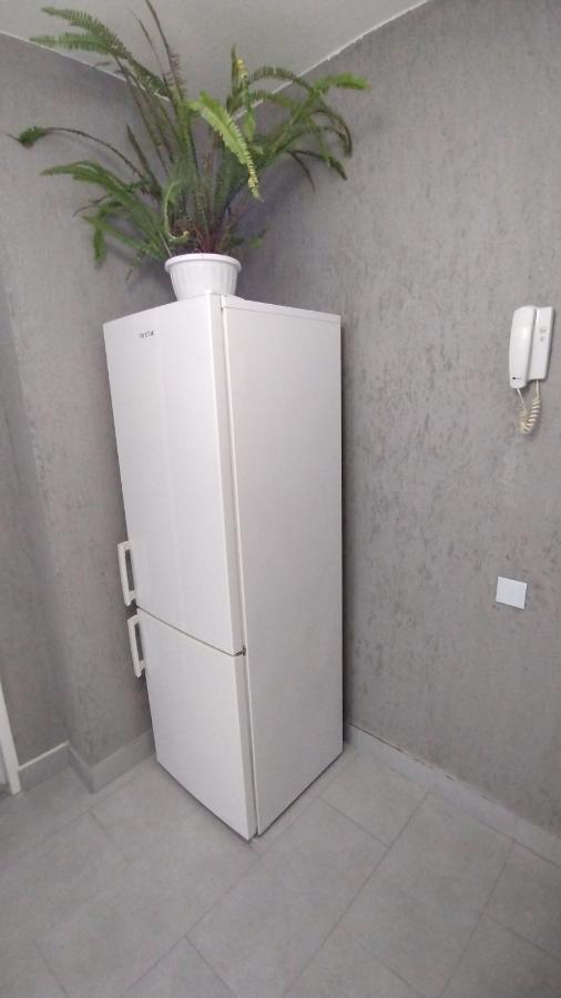 Ana Apartament Ramnicu Valcea Ngoại thất bức ảnh